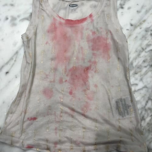 The Easiest Way to Remove Strawberry Stains from Clothes ...