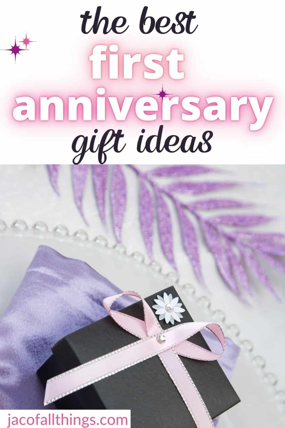 Traditional or Modern. Paper or Clock.  Finding the perfect first anniversary gift can be a challenge, but we are here to help you. Check out these first anniversary gift ideas that will for sure be a hit! Perfect for your husband or wife to show how much you care! A gift for every budget on the list! |anniversary gift ideas | first anniversary | marriage